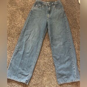 Levi's Cinch Baggy Jeans